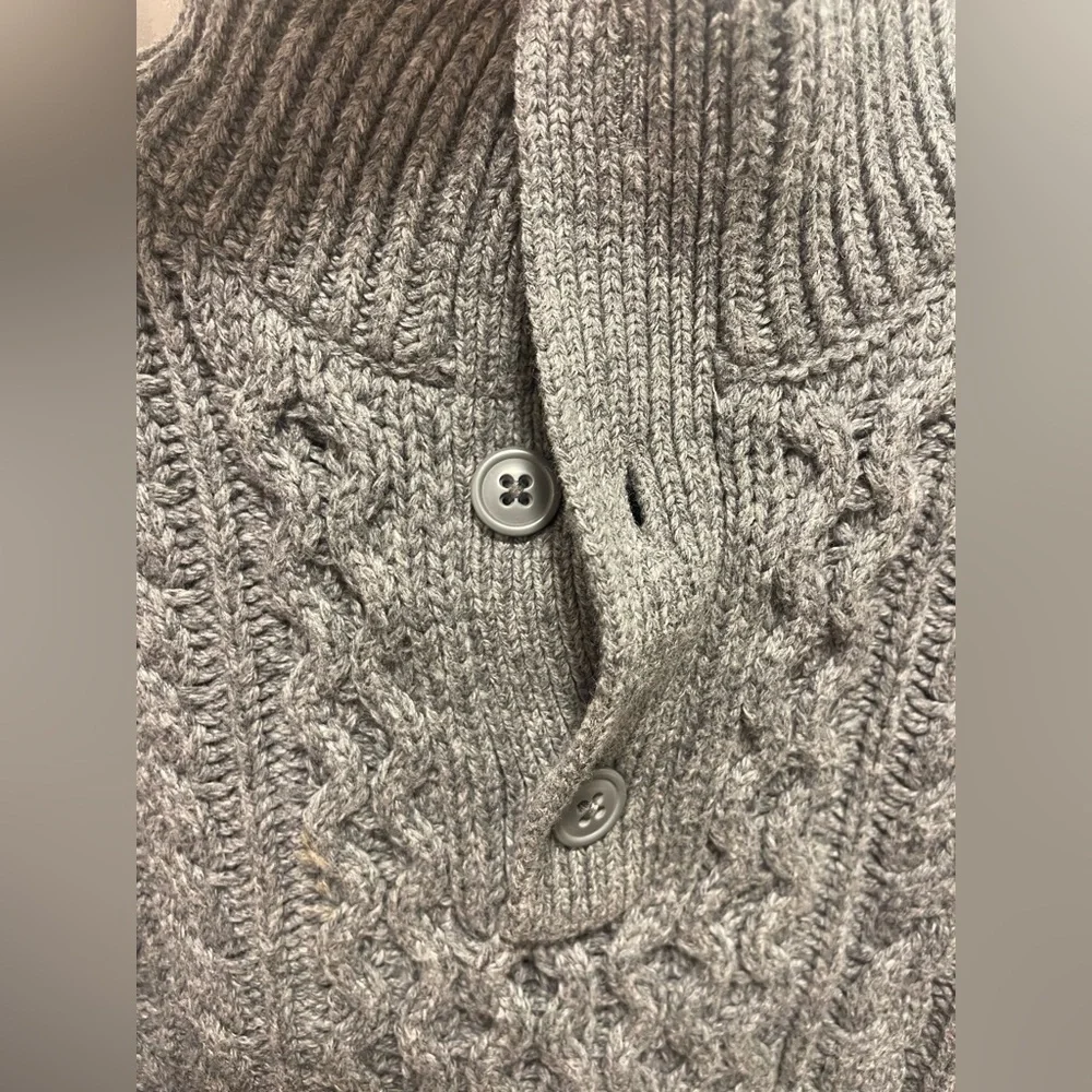 GAP Men's Charcoal Turtleneck Sweater